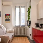 Lägenhet Dolce Dormire - Fondazione Prada E Villaggio Olimipico
